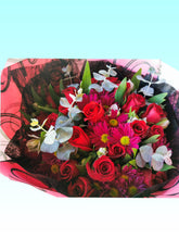 Cargar imagen en el visor de la galería, Bouquet Love 24
